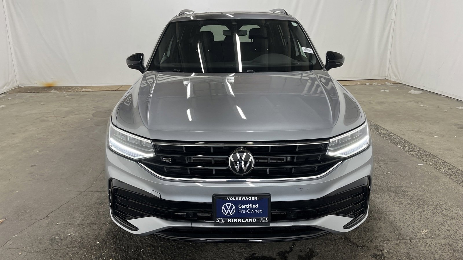 Certified 2024 Volkswagen Tiguan SE R-LINE BLACK with VIN 3VV8B7AX6RM007970 for sale in Kirkland, WA