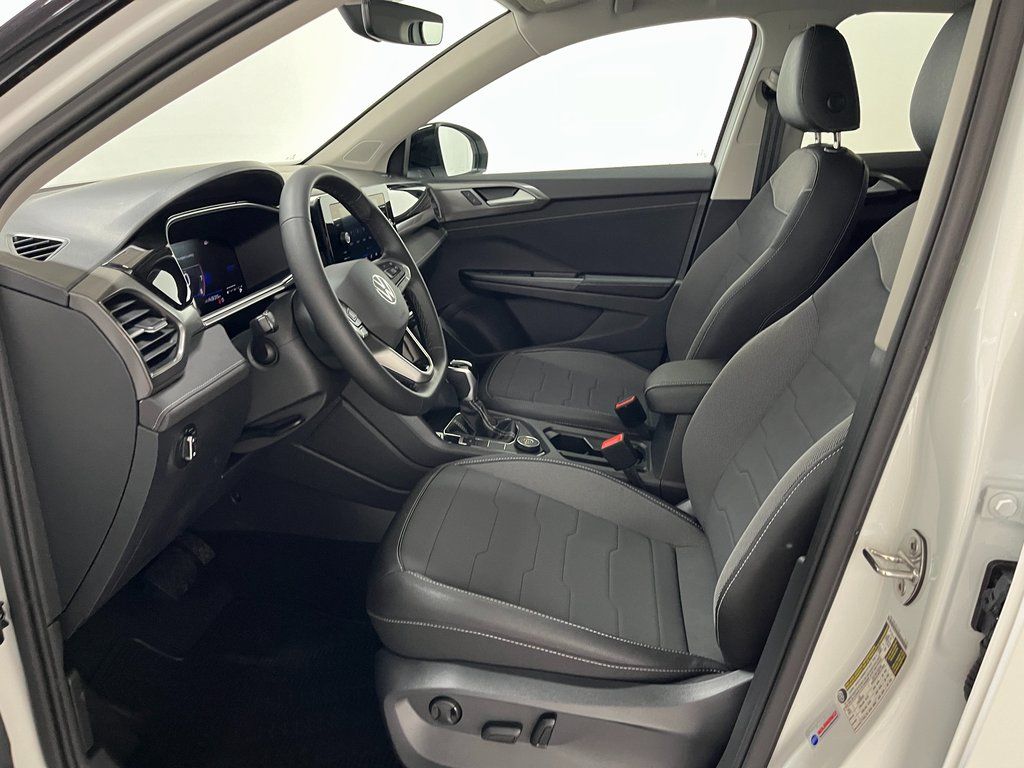 2026 Volkswagen Taos SE Black - Photo 12