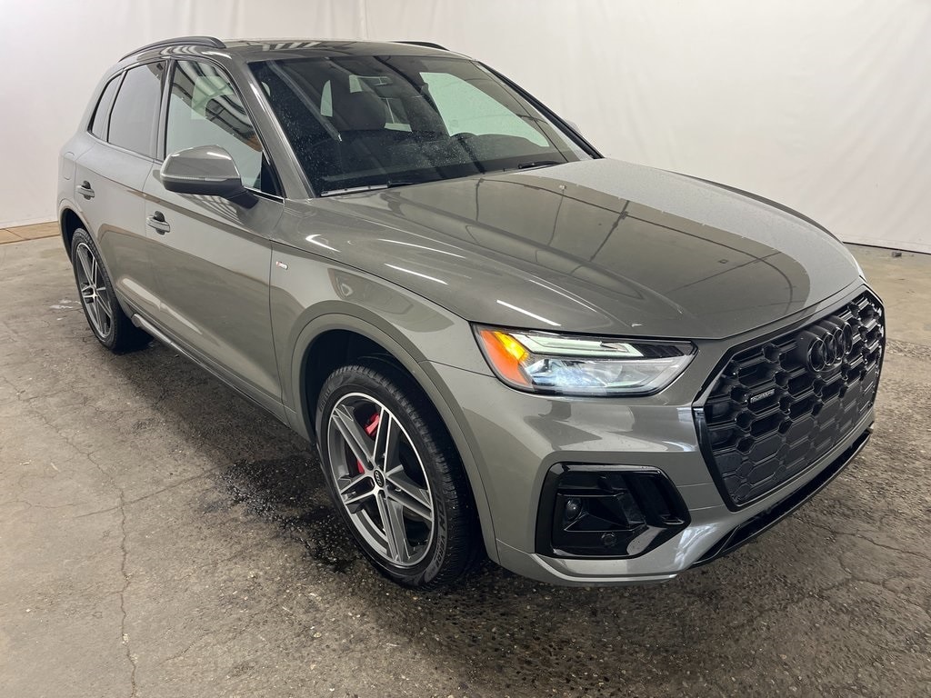 Used 2025 Audi Q5 e 55 Premium Plus SUV