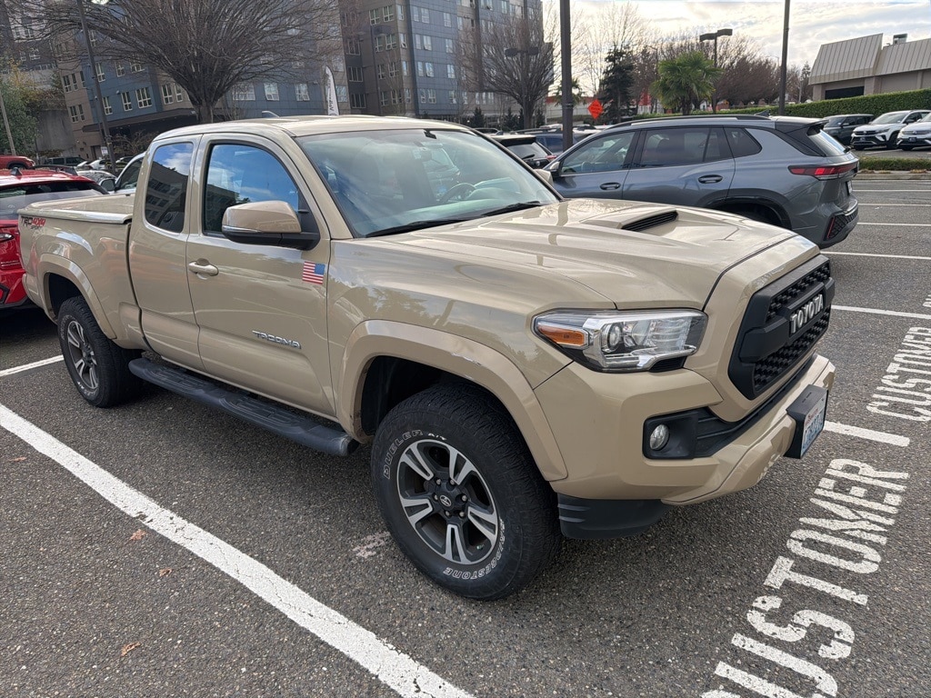 Used 2016 Toyota Tacoma TRD Sport Truck