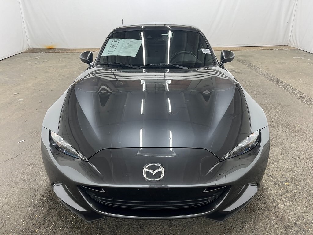 2022 Mazda MX-5 Miata RF Miata Grand Touring photo 2