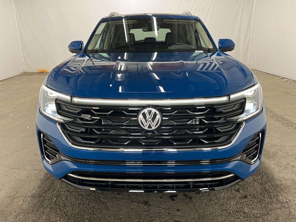 New 2026 Volkswagen Atlas 2.0T SEL Premium R-Line SUV