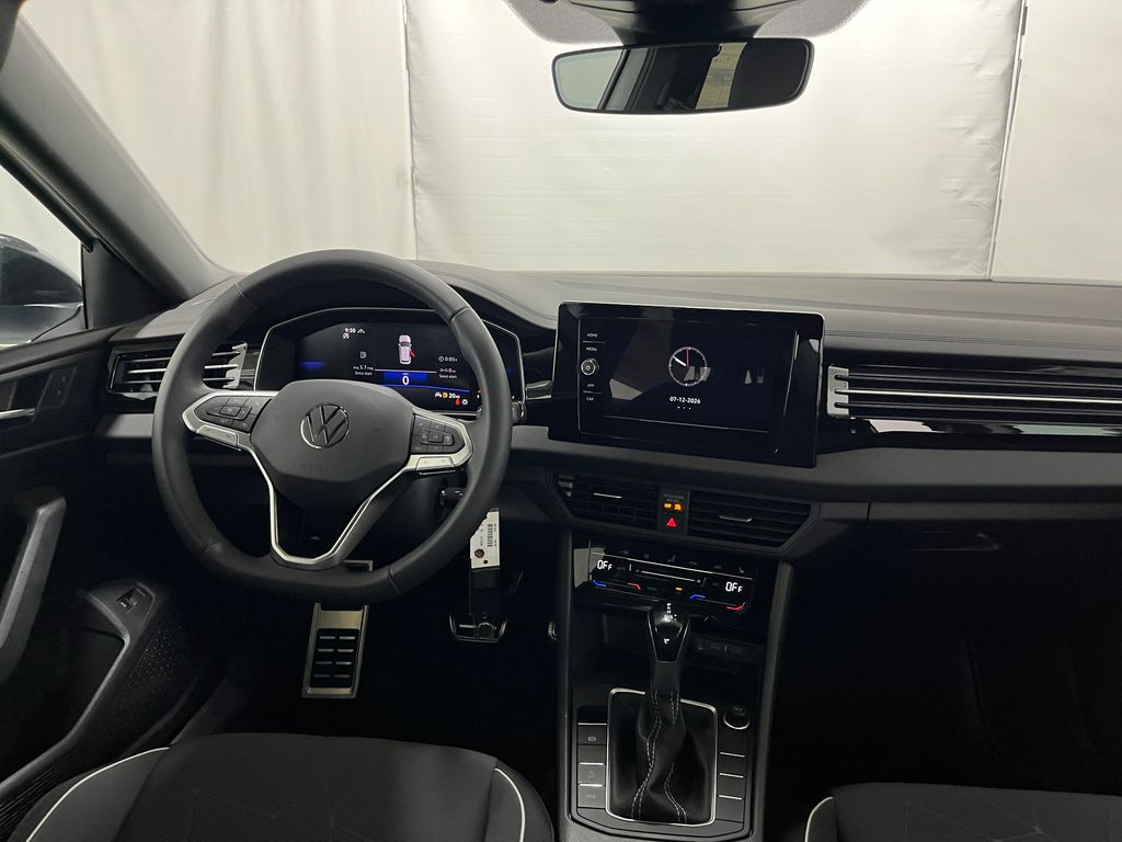 2026 Volkswagen Jetta Sport - Photo 14