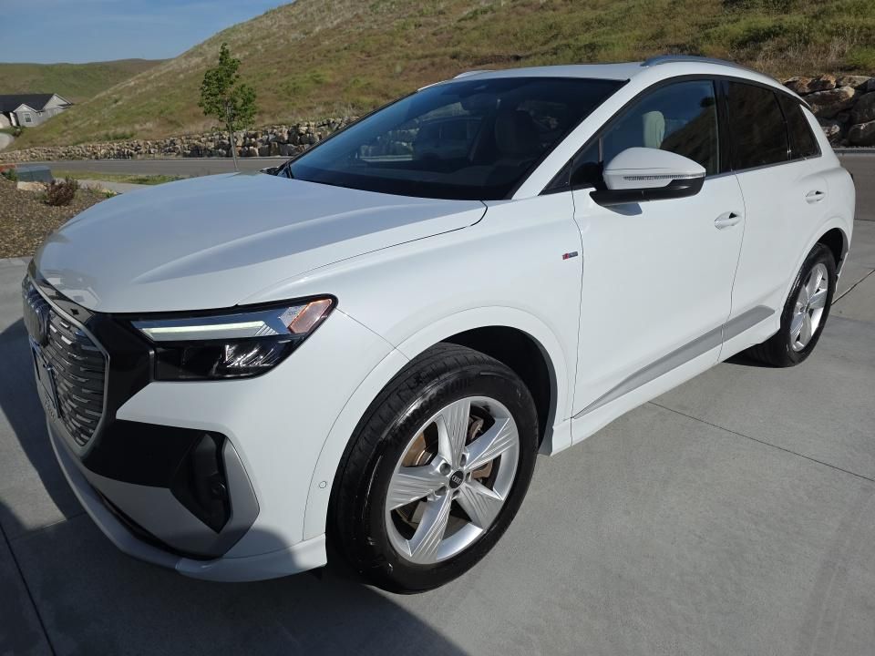 2023 Audi Q4 e-tron 50 Premium Plus quattro's photo