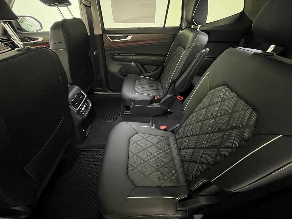 2026 Volkswagen Atlas SEL Premium R-Line - Photo 13