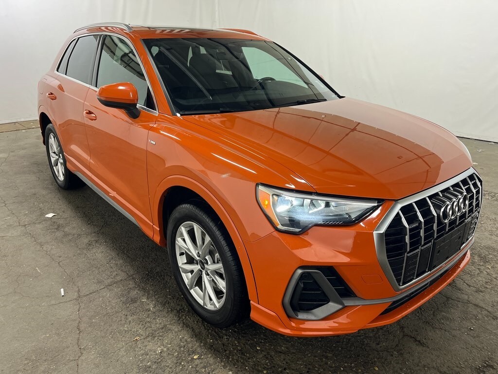 2022 Audi Q3 Premium S line photo 3