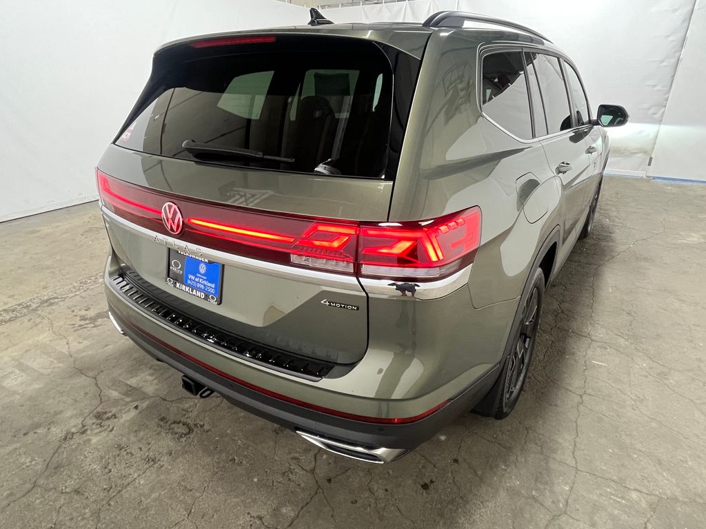 2026 Volkswagen Atlas SE w/Tech - Photo 5