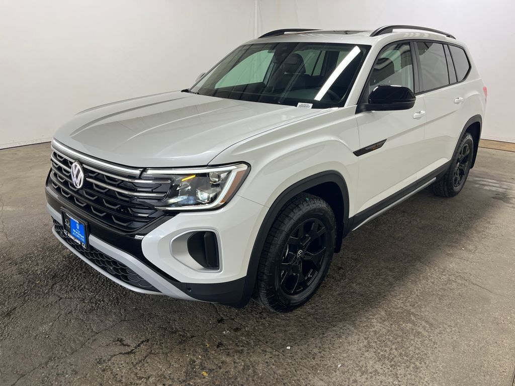 New 2026 Volkswagen Atlas 2.0T Peak Edition SUV