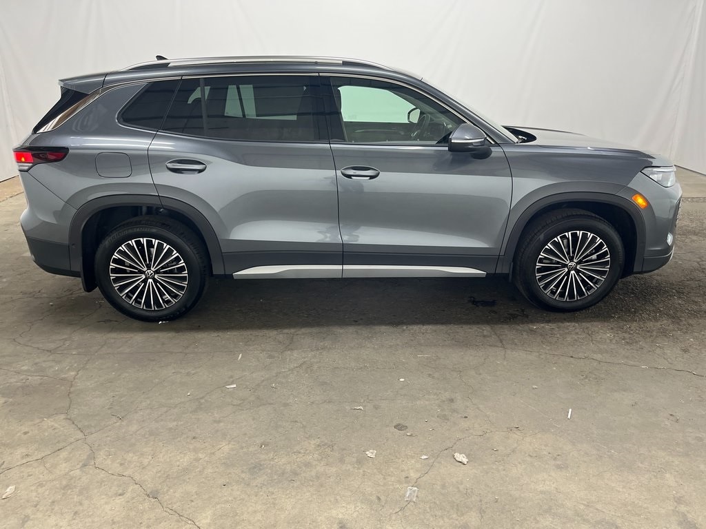 New 2025 Volkswagen Tiguan 2.0T S SUV