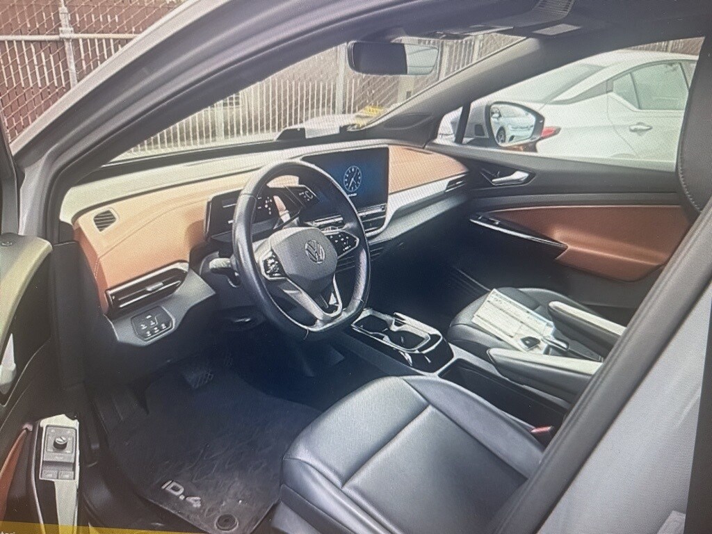 2022 Volkswagen ID.4 Pro S photo 2