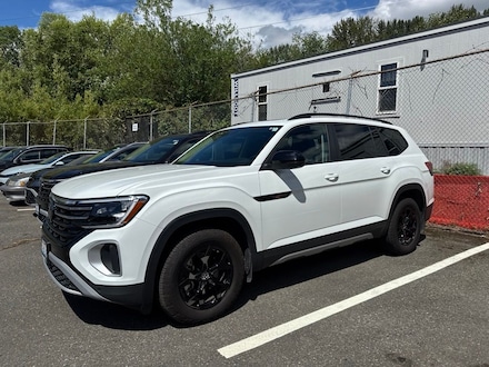 2025 Volkswagen Atlas 2.0T Peak Edition SUV
