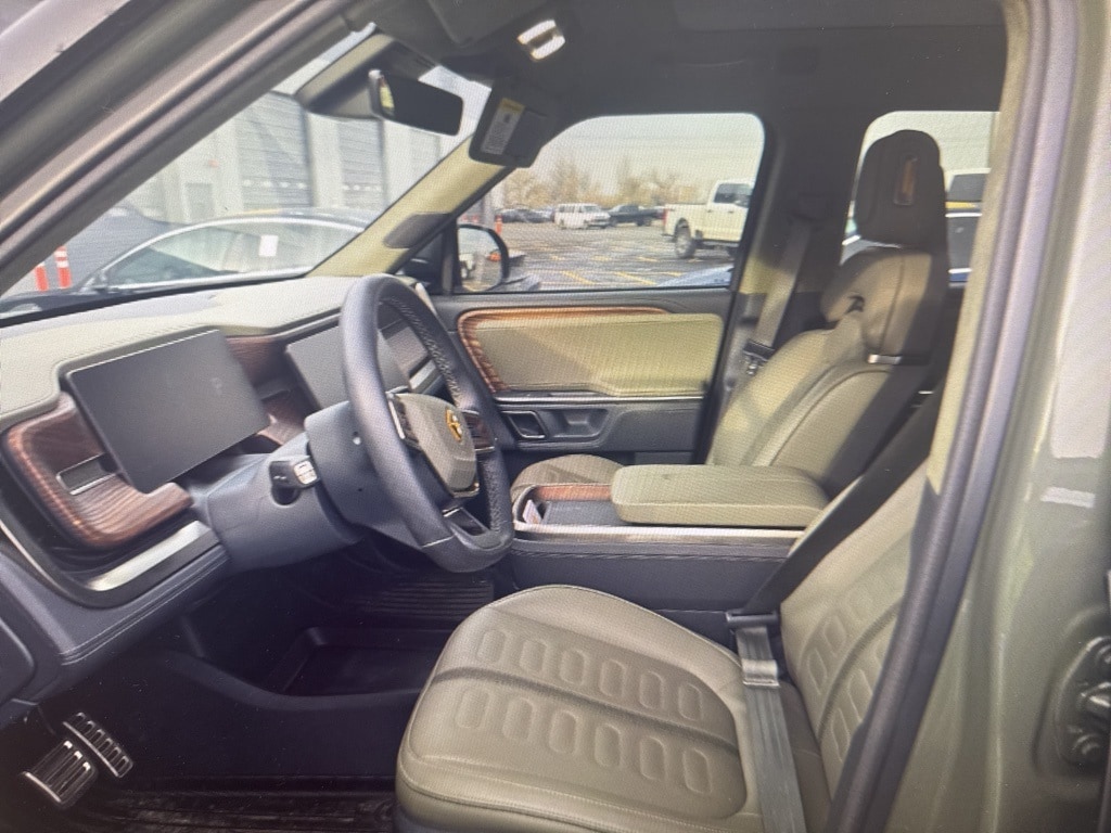 Used 2024 Rivian R1S Launch Edition SUV