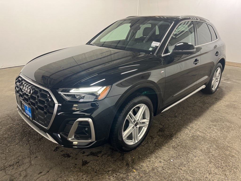 Used 2025 Audi Q5 e 55 Premium SUV
