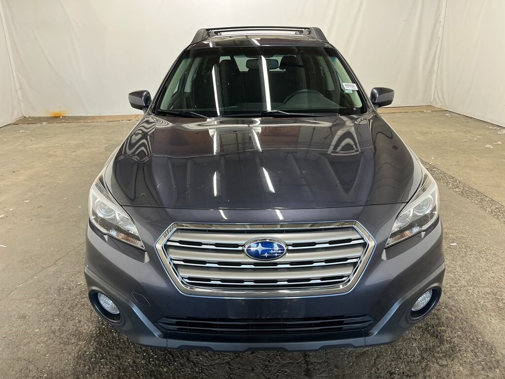 2017 Subaru Outback 2.5i Premium photo 2