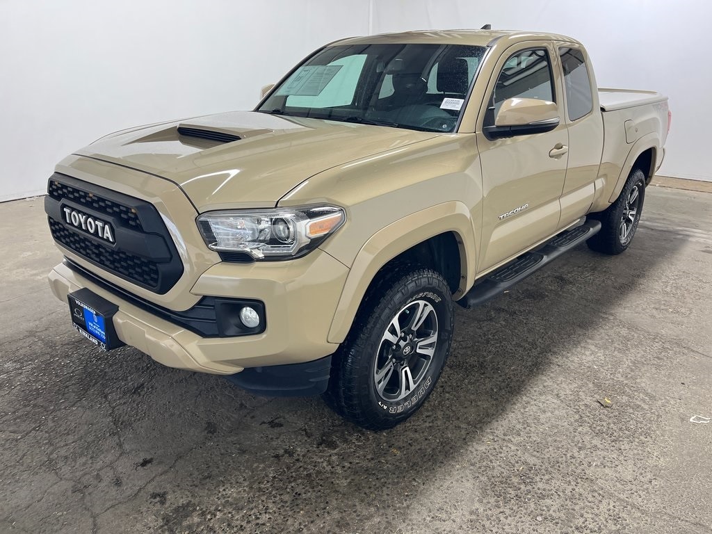 Used 2016 Toyota Tacoma TRD Sport Truck
