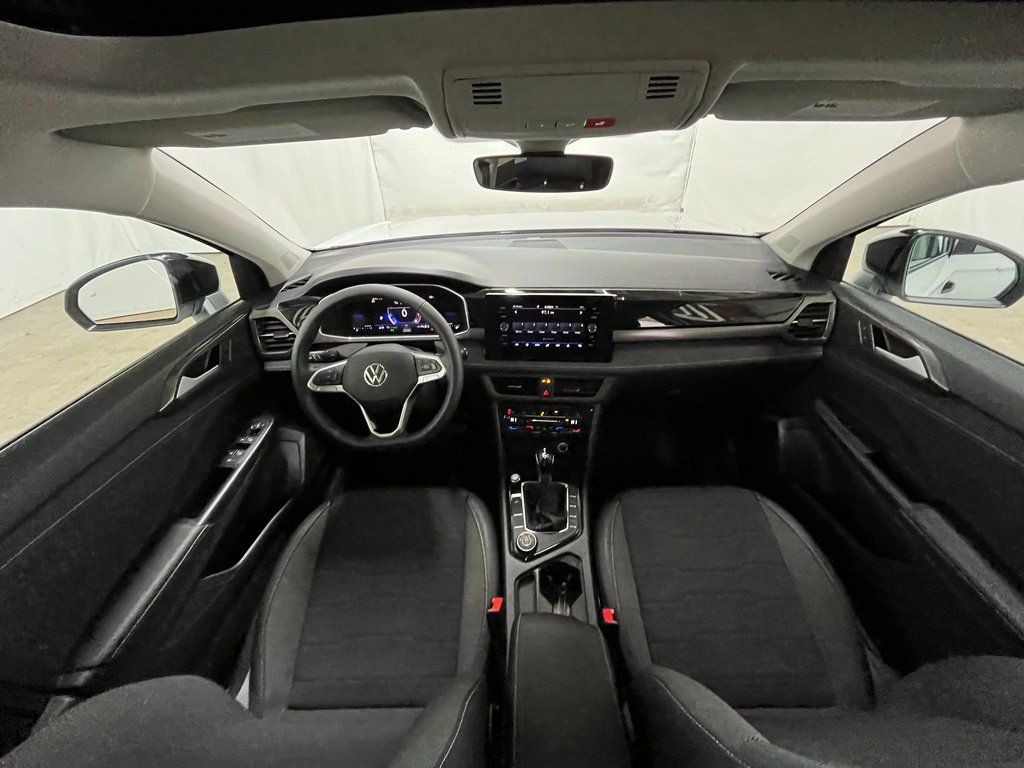 2026 Volkswagen Taos SE Black - Photo 16