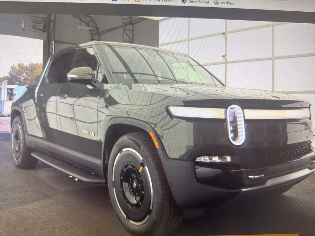 Used 2023 Rivian R1T Adventure with VIN 7FCTGAALXPN025275 for sale in Tukwila, WA