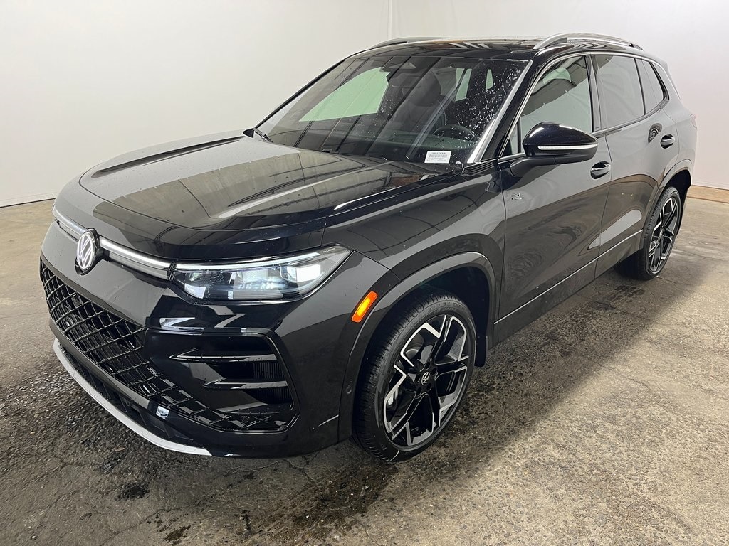 New 2026 Volkswagen Tiguan 2.0T SEL R-Line Turbo SUV