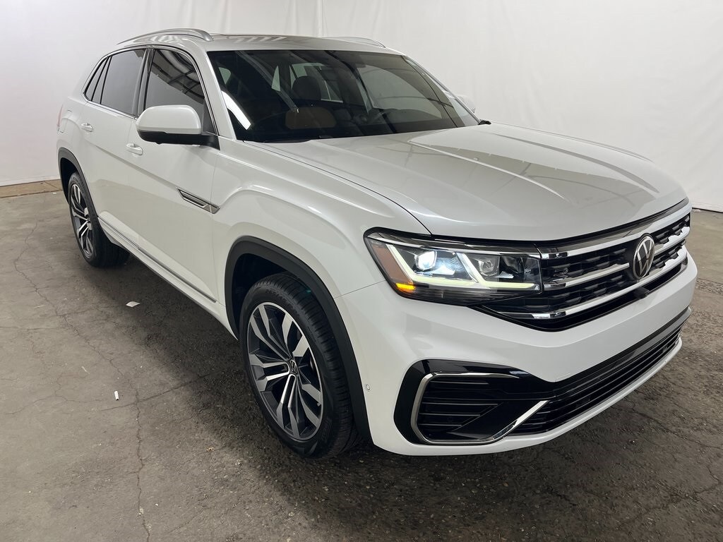 2023 Volkswagen Atlas Cross Sport V6 SEL Premium R-Line photo 3