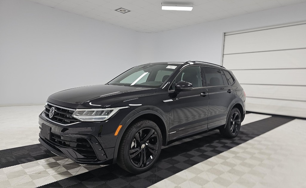 Used 2024 Volkswagen Tiguan 2.0T SE R-Line Black SUV