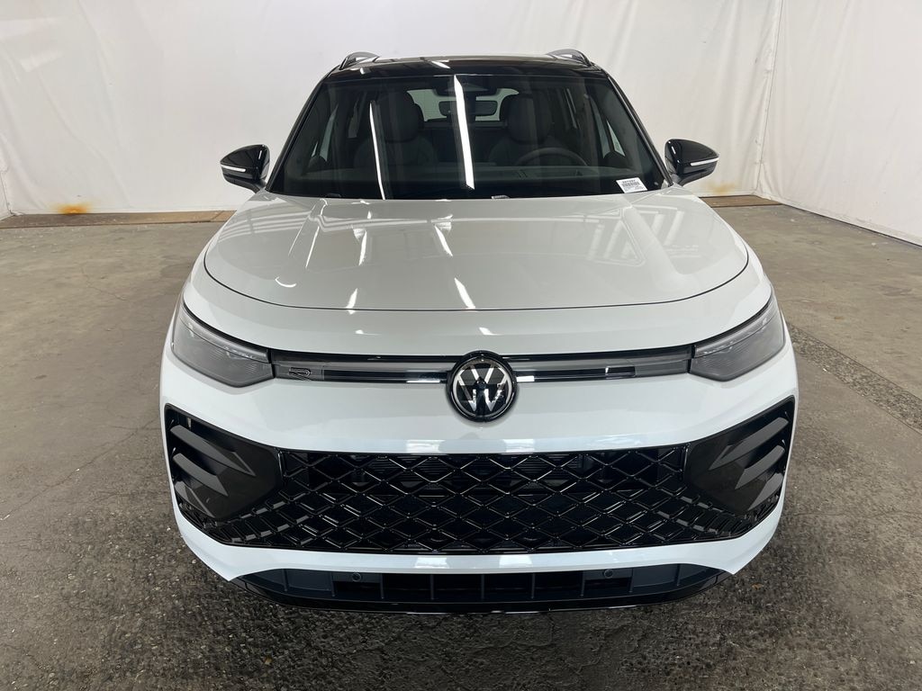 New 2026 Volkswagen Tiguan 2.0T SE R-Line Black SUV