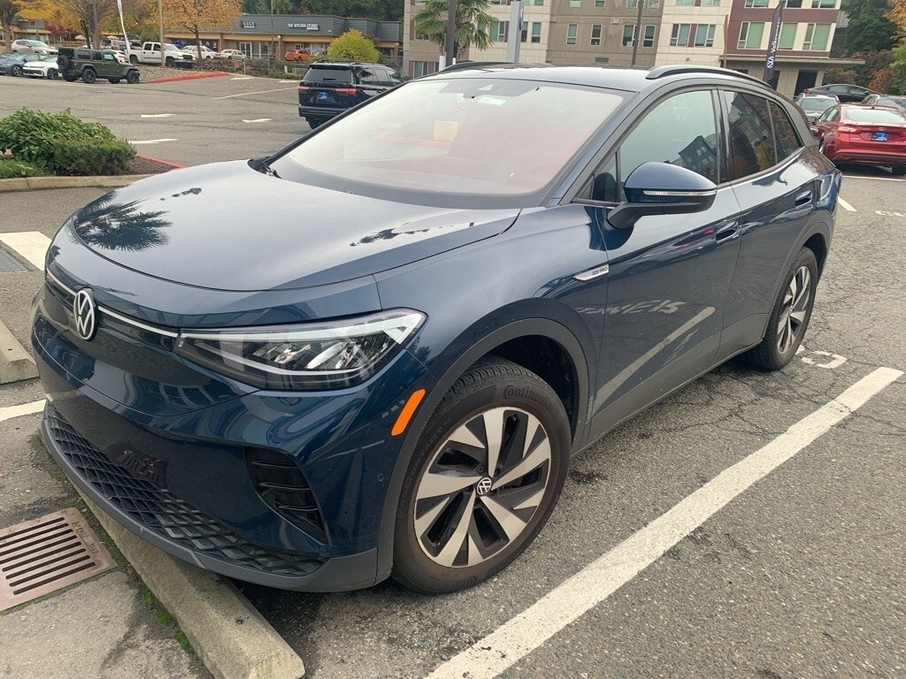 2023 Volkswagen ID.4 Pro photo 2