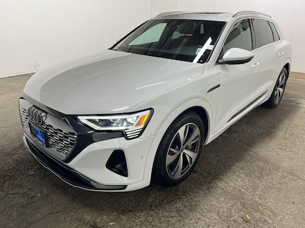 2024 Audi Q8 e-tron Premium Plus SUV