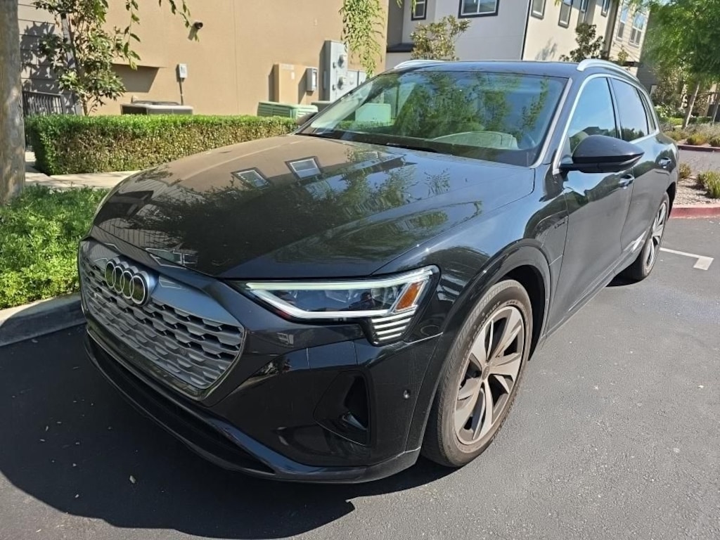 Used 2024 Audi Q8 e-tron Premium Plus SUV