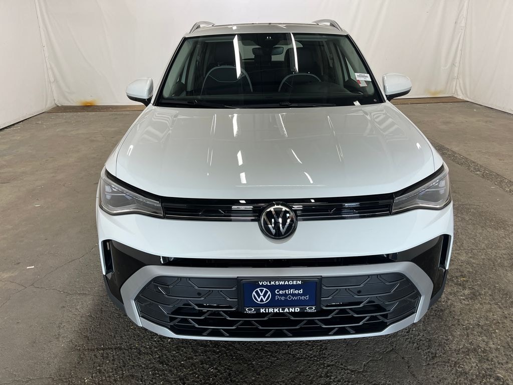 Certified 2025 Volkswagen Taos 1.5T SE SUV