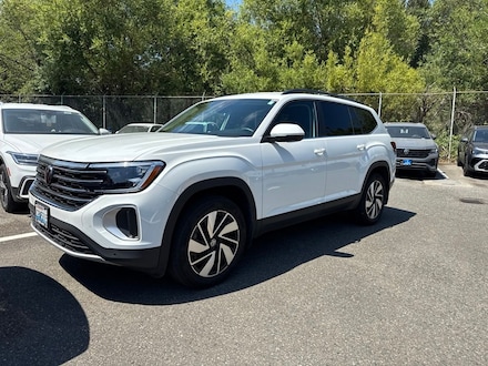 2025 Volkswagen Atlas 2.0T SE w/Technology SUV
