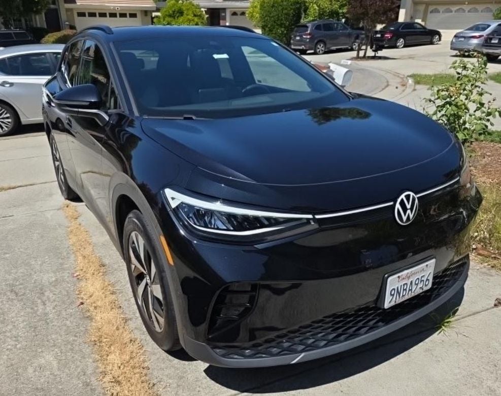 2024 Volkswagen ID.4 STANDARD's photo