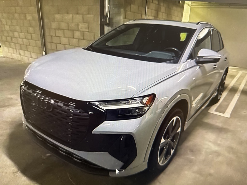 2023 Audi Q4 e-tron Premium Plus's photo