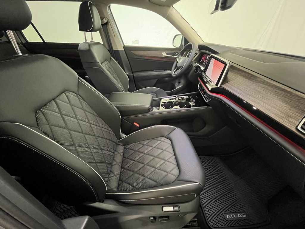 2026 Volkswagen Atlas SEL Premium R-Line - Photo 15