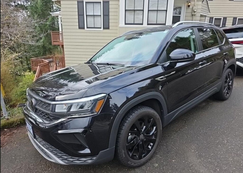 Used 2023 Volkswagen Taos 1.5T SE SUV