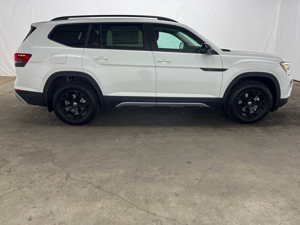 New 2026 Volkswagen Atlas 2.0T Peak Edition SUV