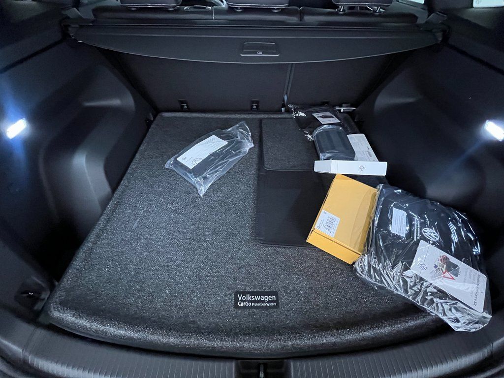 2026 Volkswagen Atlas Cross Sport SEL R-LINE - Photo 23