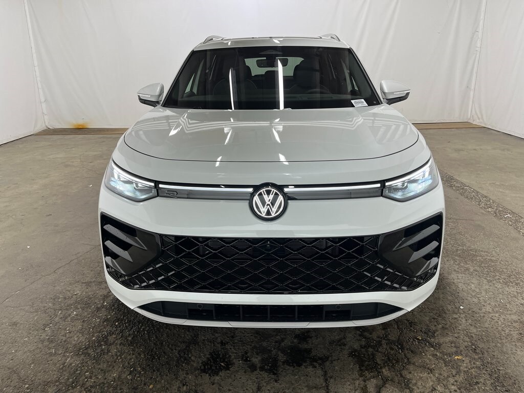 New 2026 Volkswagen Tiguan 2.0T SEL R-Line Turbo SUV