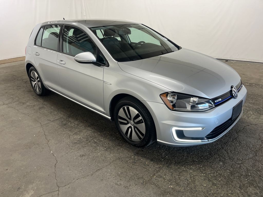 Used 2016 Volkswagen e-Golf SE Hatchback