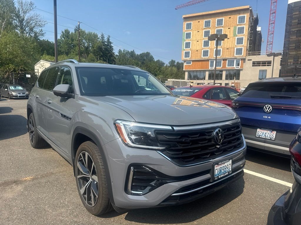 Used 2025 Volkswagen Atlas 2.0T SEL SUV