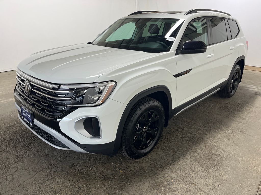 2025 Volkswagen Atlas 2.0T Atlas Peak Edition 4MOTION's photo