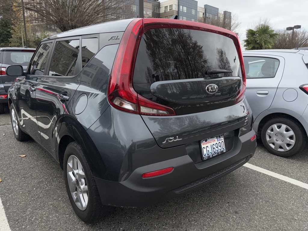 Used 2020 Kia Soul S with VIN KNDJ23AU6L7062662 for sale in Kirkland, WA