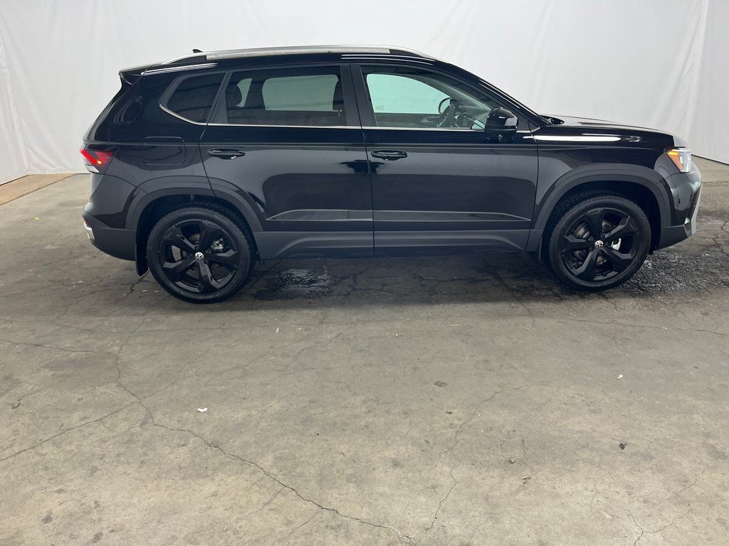 New 2026 Volkswagen Taos 1.5T SEL SUV