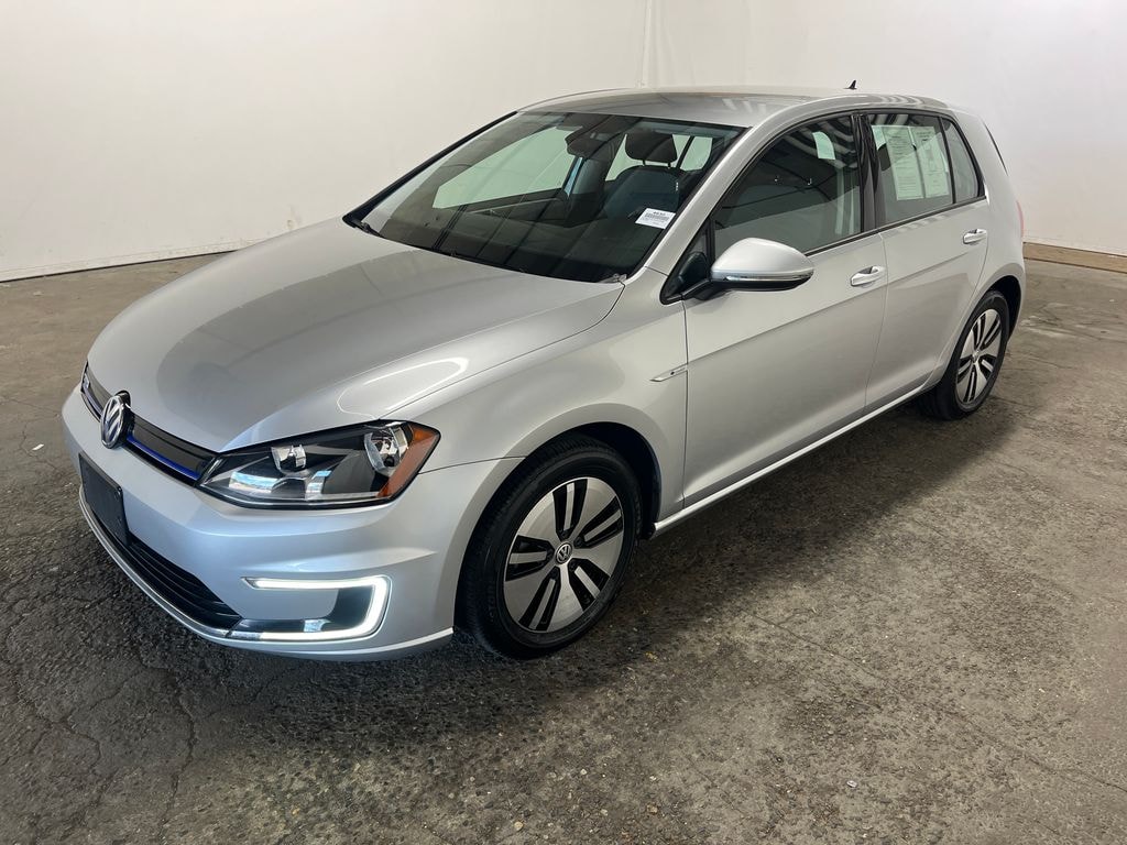 Used 2016 Volkswagen e-Golf SE Hatchback