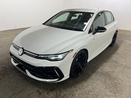 2025 Volkswagen Golf R 2.0T Hatchback