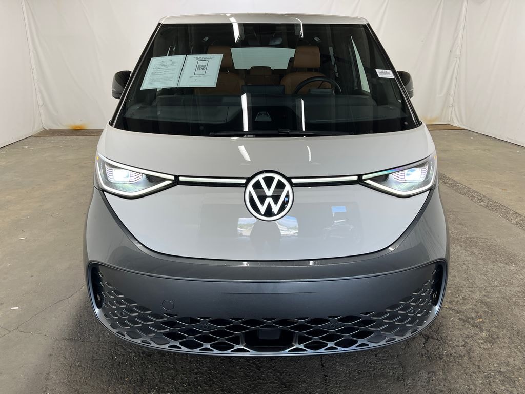 Certified 2025 Volkswagen ID. Buzz Pro S Minivan/Van