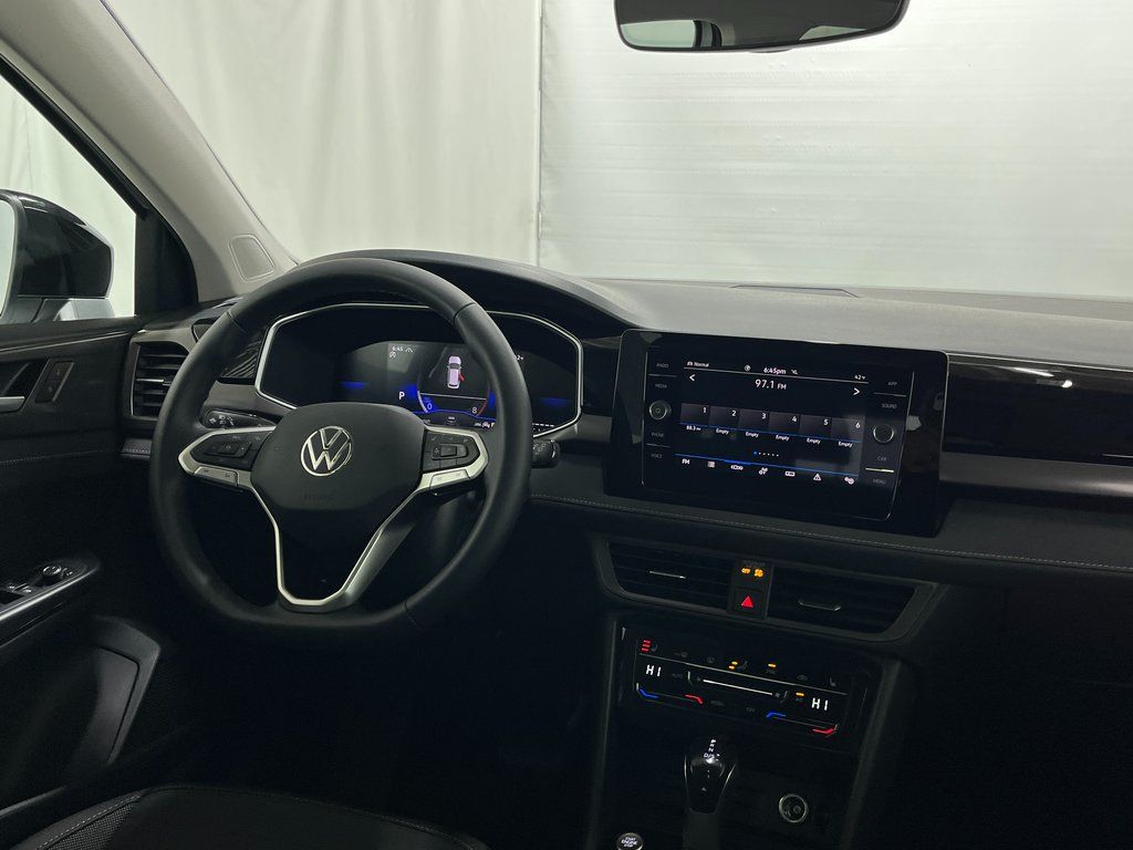 2026 Volkswagen Taos SE Black - Photo 15