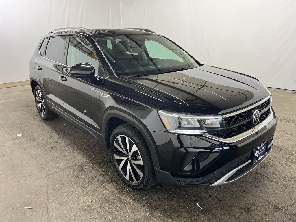 Certified 2022 Volkswagen Taos 1.5T SE SUV