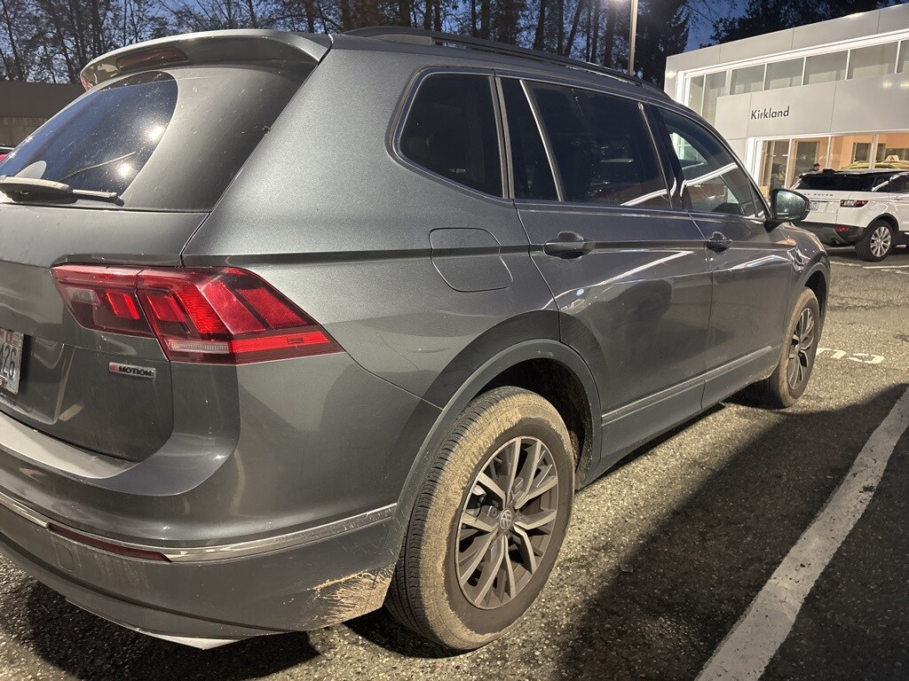 2020 Volkswagen Tiguan SE photo 2