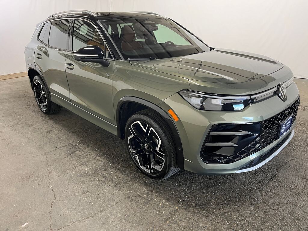 Certified 2026 Volkswagen Tiguan 2.0T SEL R-Line Turbo SUV