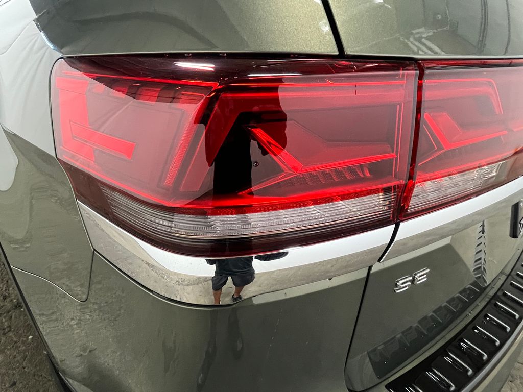 2026 Volkswagen Atlas SE w/Tech - Photo 10